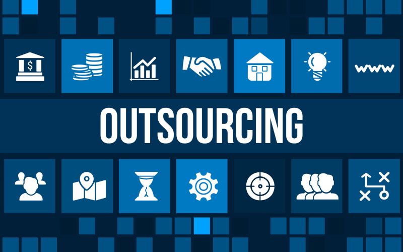 khái niệm outsource phần mềm