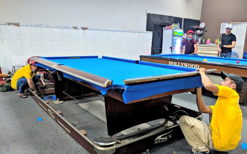 Bảo quản lớp nỉ phủ bàn 