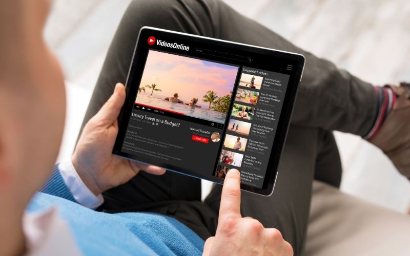 Đánh giá chất lượng và phong cách nội dung video của đối thủ