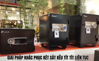 két sắt kêu tít tít